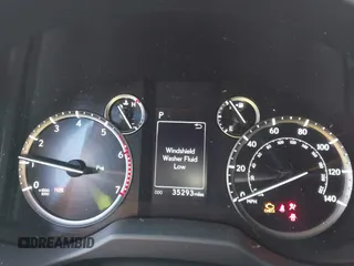 2021 Lexus GX 460 Premium z VIN JTJAM7BX6M5286485, wystawiony jako IAAI lot #40980039 z przebiegiem 35 293 mil mil oraz . Historia ofert i sprzedaży dostępna na DreamBid. Obrazek 7.