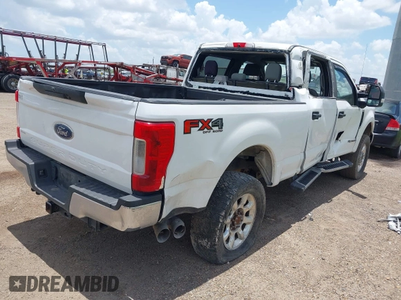 2019 Ford F-250 XL with VIN 1FT7W2BT7KEG38882, listed as a IAAI auction lot 42575702 with Not provided miles and . Bid and sale history available at DreamBid. Image 4.