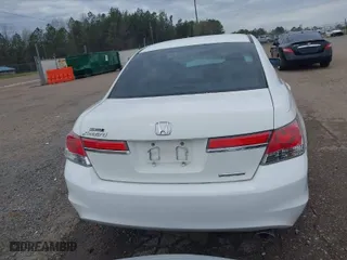2012 Honda Accord Sdn SE with VIN 1HGCP2F61CA219646, listed as a IAAI auction lot 41877399 with 176,935 mi miles. Bid and sale history available at carsss.com. Image 17.