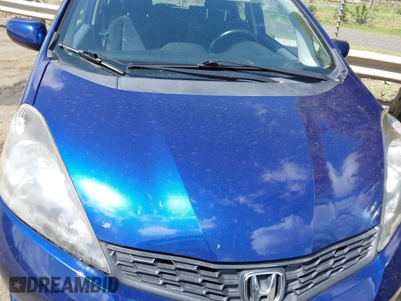 2013 Honda Fit Sport with VIN JHMGE8H57DC067048, listed as a IAAI auction lot 41939330 with 111,368 mi miles. Bid and sale history available at carsss.com. Image 6.