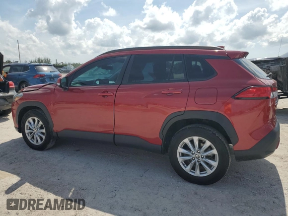 2022 Toyota Corolla Cross LE z VIN 7MUCAAAGXNV001856, wystawiony jako Copart lot #63771865 z przebiegiem 38 527 mil mil oraz Szkoda całkowita • Salvage title. Historia ofert i sprzedaży dostępna na DreamBid. Obrazek 2.