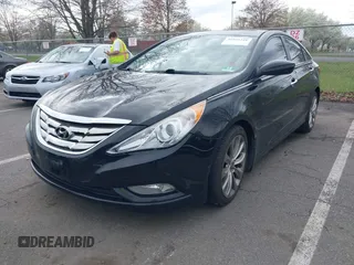 2012 Hyundai Sonata Limited with VIN 5NPEC4AB6CH415612, listed as a IAAI auction lot 41975318 with 108,672 mi miles and . Bid and sale history available at carsss.com. Image 2.