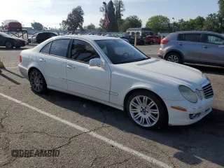 2008 Mercedes-Benz E-Class Luxury 3.5L with VIN WDBUF56X08B198675, listed as a Copart auction lot 54072385 with 152,087 mi miles and Clean Title. Bid and sale history available at carsss.com. Image 4.
