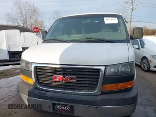 2016 GMC Savana Cargo Van with VIN 1GTW7AFF0G1903017, listed as a IAAI auction lot 41431579 with 232,985 mi miles. Bid and sale history available at carsss.com. Image 12.
