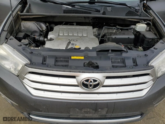2013 Toyota Highlander with VIN 5TDZK3EH9DS136938, listed as a Copart auction lot 42528195 with 162,545 mi miles and Salvage Title. Bid and sale history available at carsss.com. Image 12.
