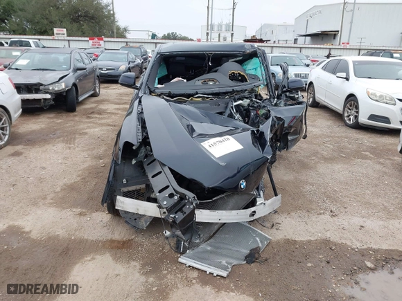 2017 BMW X4 xDrive28i with VIN 5UXXW3C38H0T79070, listed as a IAAI auction lot 41570428 with 1 mi miles. Bid and sale history available at carsss.com. Image 13.