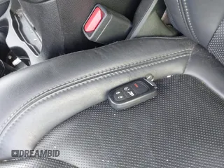 2019 Jeep Cherokee High Altitude with VIN 1C4PJMDX4KD260309, listed as a IAAI auction lot 42594817 with 63,664 mi miles and . Bid and sale history available at DreamBid. Image 11.