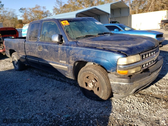 2001 Chevrolet Silverado 1500 LT with VIN 1GCEC19T11Z180375, listed as a Copart auction lot 84170524 with 180,728 mi miles and Salvage Title. Bid and sale history available at carsss.com. Image 4.