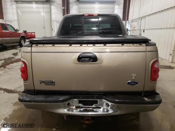 2001 Ford F-150 SuperCrew XLT with VIN 1FTRW07L41KB09749, listed as a Copart auction lot 89267805 with 271,336 mi miles and Salvage Title. Bid and sale history available at carsss.com. Image 6.