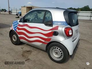 2016 Smart fortwo Passion with VIN WMEFJ5DA2GK140588, listed as a Copart auction lot 57504315 with 59,145 mi miles and Salvage title. Bid and sale history available at DreamBid. Image 2.