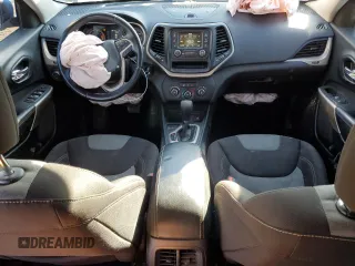 2018 Jeep Cherokee Latitude with VIN 1C4PJLCB5JD544613, listed as a Copart auction lot 47477085 with 114,263 mi miles and Salvage Title. Bid and sale history available at carsss.com. Image 8.