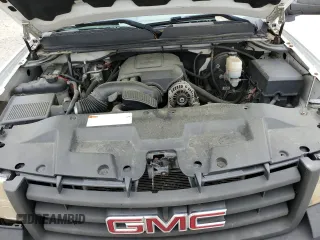 2010 GMC Sierra 1500 z VIN 1GTSCTEA9AZ180658, wystawiony jako Copart lot #54943335 z przebiegiem 297 929 mil mil oraz Szkoda całkowita • Salvage title. Historia ofert i sprzedaży dostępna na DreamBid. Obrazek 11.
