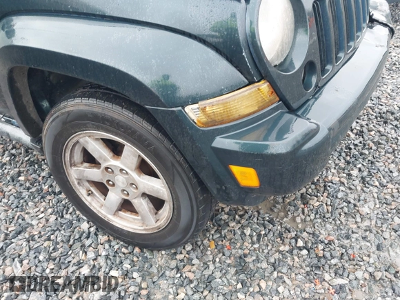 2005 Jeep Liberty Limited with VIN 1J4GK58K95W519297, listed as a IAAI auction lot 41766368 with 261,551 mi miles. Bid and sale history available at carsss.com. Image 12.