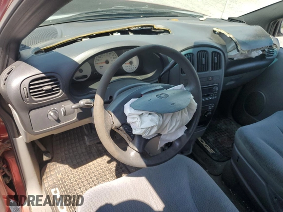 2004 Dodge Caravan SE with VIN 1D4GP24R94B552186, listed as a Copart auction lot 62275625 with 177,790 mi miles and Salvage title. Bid and sale history available at DreamBid. Image 8.