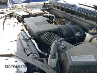 2021 Chevrolet Suburban Premier z VIN 1GNSKFKD5MR232530, wystawiony jako IAAI lot #42554269 z przebiegiem 92 365 mil mil oraz . Historia ofert i sprzedaży dostępna na DreamBid. Obrazek 19.
