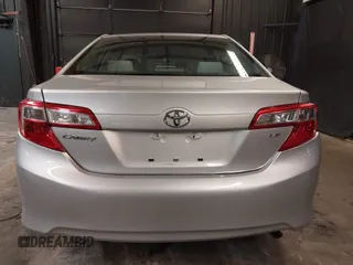 2013 Toyota Camry L with VIN 4T1BF1FK3DU716634, listed as a IAAI auction lot 41759908 with 118,955 mi miles. Bid and sale history available at carsss.com. Image 16.