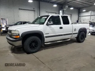 2002 Chevrolet Silverado 1500 LT with VIN 2GCEK19T121341322, listed as a Copart auction lot 51996475 with 232,515 mi miles and Salvage Title. Bid and sale history available at carsss.com. Image 1.