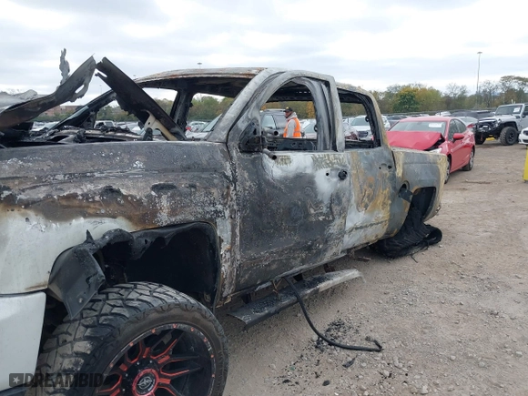 2016 Chevrolet Silverado 1500 LT with VIN 3GCUKREH7GG186589, listed as a IAAI auction lot 40731529 with 1 mi miles. Bid and sale history available at carsss.com. Image 11.