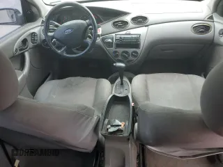 2004 Ford Focus ZX5 z VIN 3FAHP37324R110690, wystawiony jako Copart lot #49965085 z przebiegiem 178 749 mil mil oraz Tytuł czysty. Historia ofert i sprzedaży dostępna na DreamBid. Obrazek 8.