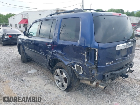 2015 Honda Pilot EX-L with VIN 5FNYF4H56FB040909, listed as a IAAI auction lot 42028609 with 267,375 mi miles and . Bid and sale history available at carsss.com. Image 3.