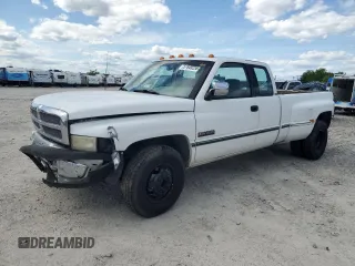 1995 Dodge 3500 z VIN 3B7MC33C4SM107732, wystawiony jako Copart lot #57649255 z przebiegiem 268 793 mil mil oraz Nie do naprawy • Non repairable. Historia ofert i sprzedaży dostępna na DreamBid. Obrazek 1.