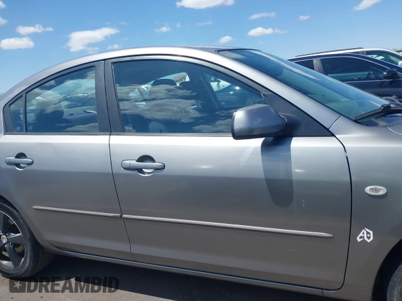 2006 Mazda Mazda3 i with VIN JM1BK12G161465537, listed as a IAAI auction lot 42074144 with 167,823 mi miles. Bid and sale history available at carsss.com. Image 13.
