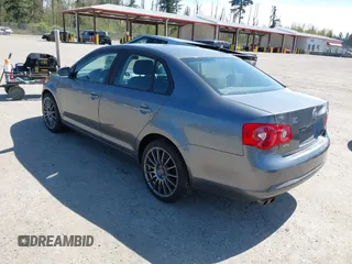 2006 Volkswagen Jetta Sedan Value Edition with VIN 3VWPF71K06M710458, listed as a IAAI auction lot 42045441 with 135,260 mi miles. Bid and sale history available at carsss.com. Image 3.