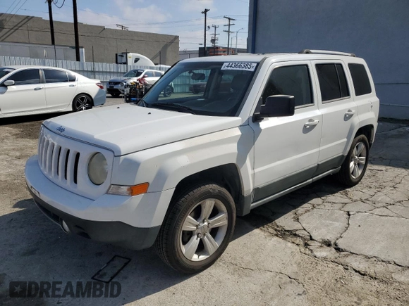 2011 Jeep Patriot Latitude X with VIN 1J4NF4GB9BD211965, listed as a Copart auction lot 44366385 with 111,318 mi miles and Salvage Title. Bid and sale history available at DreamBid. Image 1.