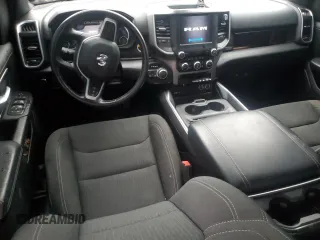 2019 Ram 1500 Big Horn z VIN 1C6SRFFT7KN854273, wystawiony jako Copart lot #48155855 z przebiegiem 92 660 mil mil oraz Szkoda całkowita • Salvage title. Historia ofert i sprzedaży dostępna na DreamBid. Obrazek 8.