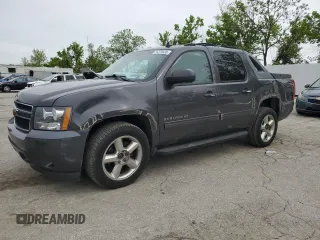 2011 Chevrolet Avalanche LT z VIN 3GNTKFE33BG214581, wystawiony jako Copart lot #55279435 z przebiegiem 182 711 mil mil oraz Szkoda całkowita • Salvage title. Historia ofert i sprzedaży dostępna na DreamBid. Obrazek 1.