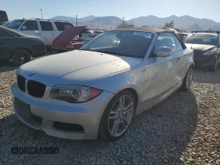 2013 BMW 1 Series 135i with VIN WBAUN7C55DVM27831, listed as a Copart auction lot 72805254 with 210,859 mi miles and Clean Title. Bid and sale history available at carsss.com. Image 1.