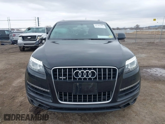 2015 Audi Q7 3.0T Premium Plus with VIN WA1LGBFE2FD006160, listed as a IAAI auction lot 41702382 with 85,706 mi miles. Bid and sale history available at carsss.com. Image 12.