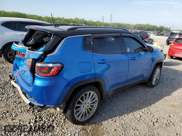 2018 Jeep Compass Limited with VIN 3C4NJCCB9JT194565, listed as a Copart auction lot 52621355 with 48,367 mi miles and Salvage title. Bid and sale history available at DreamBid. Image 3.