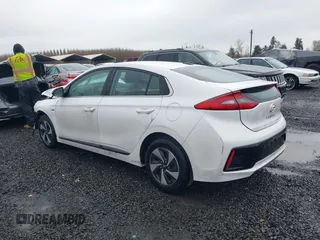 2017 Hyundai Ioniq SEL z VIN KMHC75LC2HU048174, wystawiony jako IAAI lot #41836913 z przebiegiem 69 293 mil mil oraz . Historia ofert i sprzedaży dostępna na DreamBid. Obrazek 3.