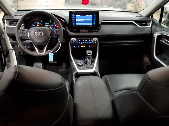 2021 Toyota RAV4 Hybrid LE with VIN 4T3B6RFV8MU040343, listed as a Copart auction lot 47552405 with 42,902 mi miles and Salvage Title. Bid and sale history available at carsss.com. Image 8.