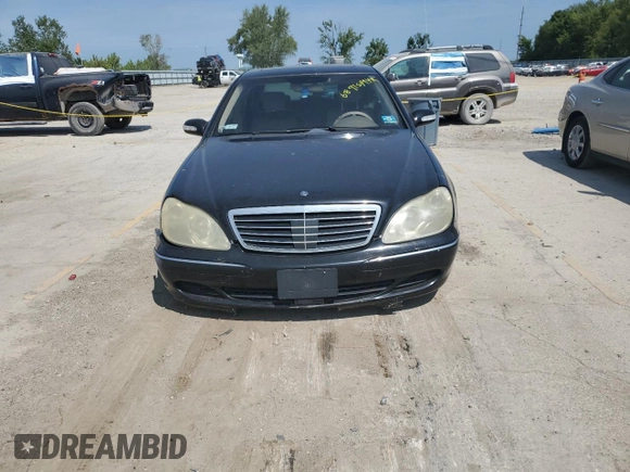 2004 Mercedes-Benz S 500 with VIN WDBNG84JX4A417661, listed as a Copart auction lot 68915494 with Not Provided miles and Non Repairable. Bid and sale history available at DreamBid. Image 5.