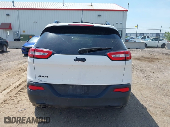 2016 Jeep Cherokee Sport z VIN 1C4PJMAB6GW375028, wystawiony jako IAAI lot #42688551 z przebiegiem 116 406 mil mil oraz . Historia ofert i sprzedaży dostępna na DreamBid. Obrazek 17.
