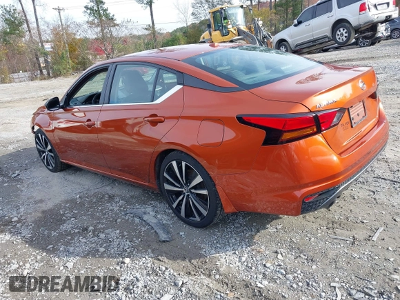 2019 Nissan Altima 2.5 SR with VIN 1N4BL4CV6KC102571, listed as a IAAI auction lot 40963352 with 203,747 mi miles. Bid and sale history available at carsss.com. Image 3.