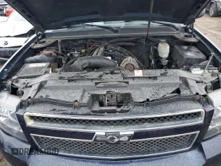 2007 Chevrolet Suburban LT with VIN 3GNGK26K97G302784, listed as a Copart auction lot 79525534 with 297,129 mi miles and Clean Title. Bid and sale history available at DreamBid. Image 11.