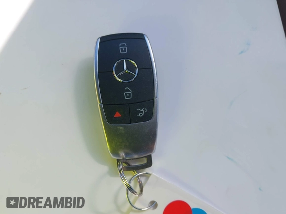 2019 Mercedes-Benz C 300 with VIN 55SWF8EB9KU315237, listed as a IAAI auction lot 41608890 with 79,080 mi miles and . Bid and sale history available at carsss.com. Image 11.