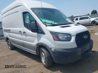2023 Ford Transit Cargo z VIN 1FTBR1X82PKB00776, wystawiony jako IAAI lot #42438711 z przebiegiem 46 977 mil mil oraz . Historia ofert i sprzedaży dostępna na DreamBid. Obrazek 1.
