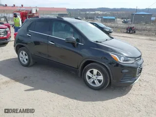 2019 Chevrolet Trax LT with VIN KL7CJLSB2KB911915, listed as a IAAI auction lot 41794354 with 63,675 mi miles. Bid and sale history available at carsss.com. Image 1.