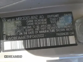 1992 Mercedes-Benz 500 z VIN WDBFA66E3NF060502, wystawiony jako Copart lot #50443615 z przebiegiem 99 956 mil mil oraz Czysty tytuł • Clean title. Historia ofert i sprzedaży dostępna na DreamBid. Obrazek 12.