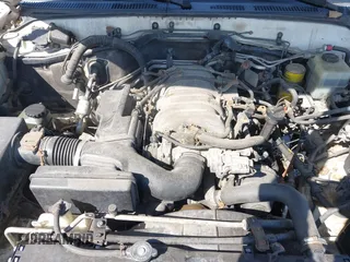 2000 Toyota Land Cruiser z VIN JT3HT05J5Y0126396, wystawiony jako IAAI lot #41986185 z przebiegiem 201 156 mil mil oraz . Historia ofert i sprzedaży dostępna na DreamBid. Obrazek 10.