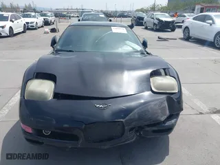 2002 Chevrolet Corvette with VIN 1G1YY22G525105391, listed as a IAAI auction lot 42041878 with 175,128 mi miles. Bid and sale history available at carsss.com. Image 13.