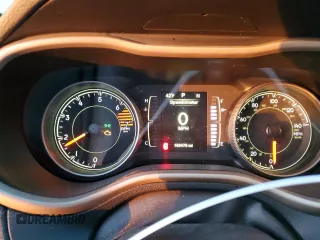 2016 Jeep Cherokee Altitude с VIN 1C4PJMAB2GW349218, выставлен на аукционе Copart как лот 84157794 с пробегом 166 478 миль миль и Списание • Salvage title. История ставок и продаж доступна на DreamBid. Изображение 9.