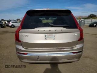 2023 Volvo XC90 Ultimate Bright Theme with VIN YV4H60CA8P1918117, listed as a Copart auction lot 81388674 with 27,036 mi miles and Salvage title. Bid and sale history available at DreamBid. Image 6.