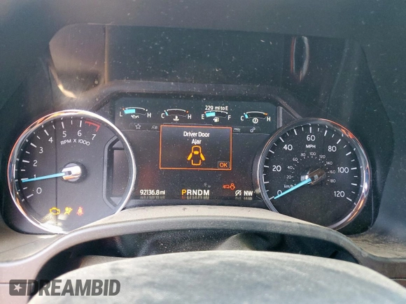 2020 Ford Expedition Max XLT with VIN 1FMJK1HT1LEA71102, listed as a Copart auction lot 57693765 with 92,136 mi miles and Salvage title. Bid and sale history available at DreamBid. Image 9.