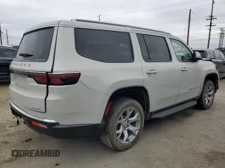 2022 Jeep Wagoneer Series II with VIN 1C4SJVBT0NS142550, listed as a Copart auction lot 62148645 with 30,241 mi miles and Salvage title. Bid and sale history available at DreamBid. Image 3.