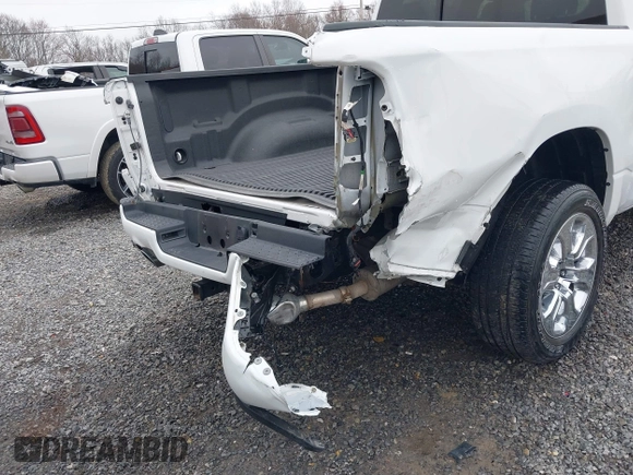 2020 Ram 1500 Big Horn with VIN 1C6SRFFT7LN407136, listed as a IAAI auction lot 41910266 with 21,703 mi miles. Bid and sale history available at carsss.com. Image 6.